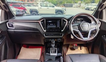 ISUZU 4WD 2023 3.0 AT DOUBLE CAB GREY  1623 full