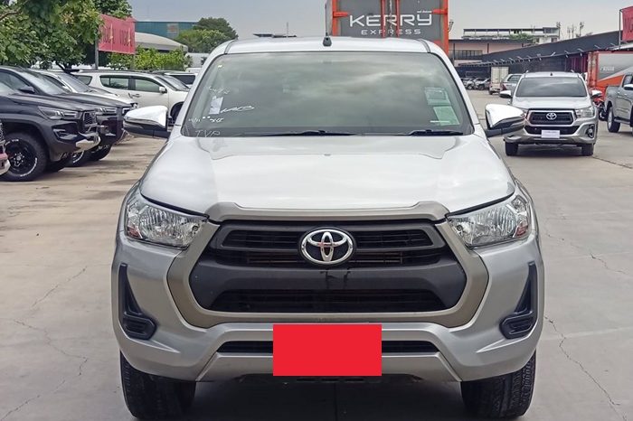 REVO 4WD 2020 2.4E AT SMART CAB SILVER  7319 full