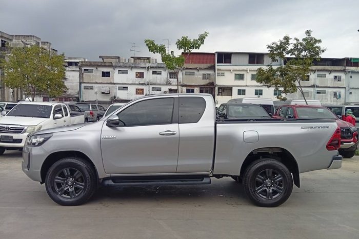 REVO 4WD 2020 2.4E AT SMART CAB SILVER  7319 full