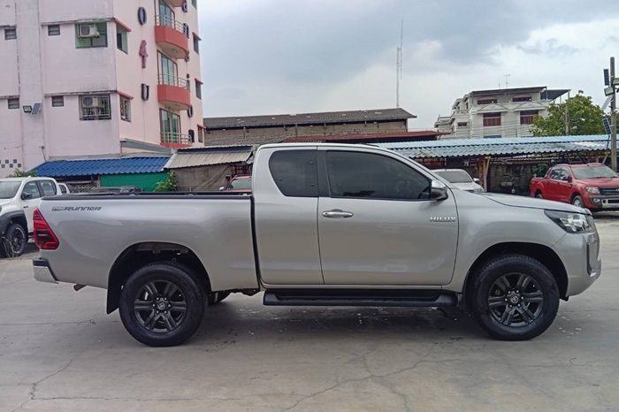 REVO 4WD 2020 2.4E AT SMART CAB SILVER  7319 full