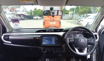 REVO 4WD 2020 2.4E AT SMART CAB SILVER  7319 full