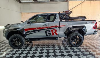 REVO 4WD 2020 2.4MID MT SMART CAB SILVER  8079 full