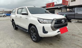 REVO PRE 2020 2.4E AT DOUBLE CAB WHITE  6806 full