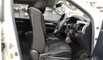 REVO PRE 2020 2.4E AT DOUBLE CAB WHITE  6806 full