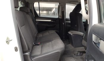 REVO PRE 2020 2.4E AT DOUBLE CAB WHITE  6806 full