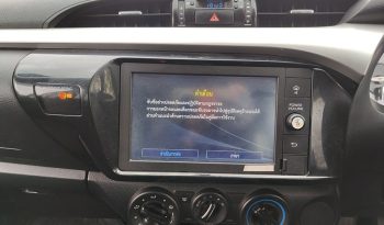 REVO PRE 2020 2.4E AT DOUBLE CAB WHITE  6806 full