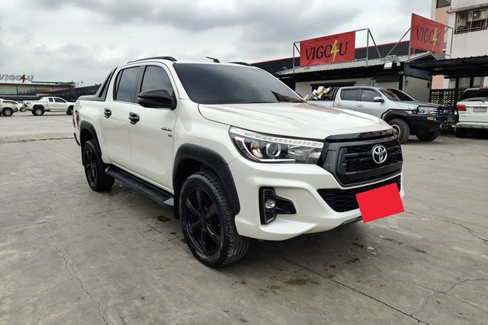 ROCCO PRE 2019 2.8G AT DOUBLE CAB WHITE  4628 full