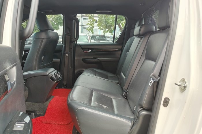 ROCCO PRE 2019 2.8G AT DOUBLE CAB WHITE  4628 full