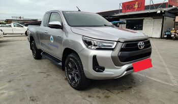 REVO 4WD 2020 2.4E MT SMART CAB SILVER  8082 full