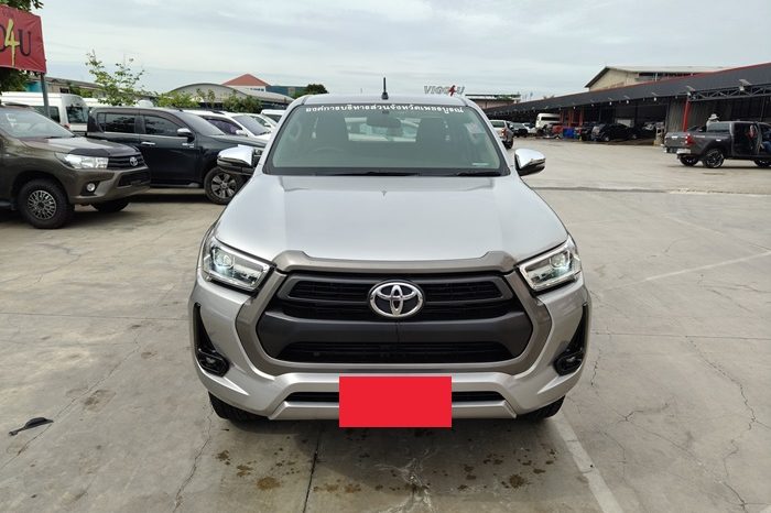 REVO 4WD 2020 2.4E MT SMART CAB SILVER  8082 full