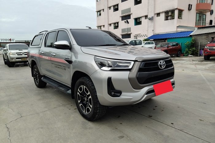 REVO 4WD 2020 2.4E MT DOUBLE CAB SILVER  4820 full