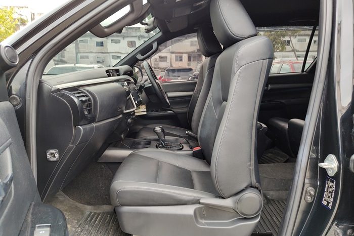 REVO 4WD 2023 2.8G AT DOUBLE CAB BLACK  2289 full