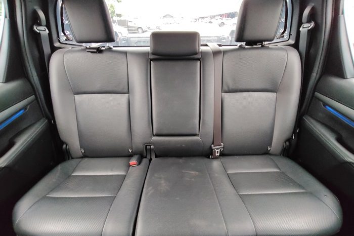 REVO 4WD 2023 2.8G AT DOUBLE CAB BLACK  2289 full