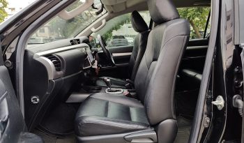 REVO PRE 2020 2.4E AT DOUBLE CAB BLACK  1755 full