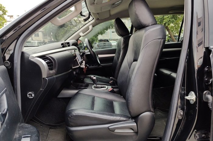 REVO PRE 2020 2.4E AT DOUBLE CAB BLACK  1755 full