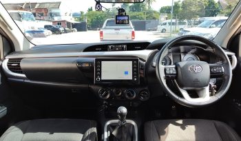 REVO 4WD 2021 2.4E MT DOUBLE CAB SILVER  3108 full