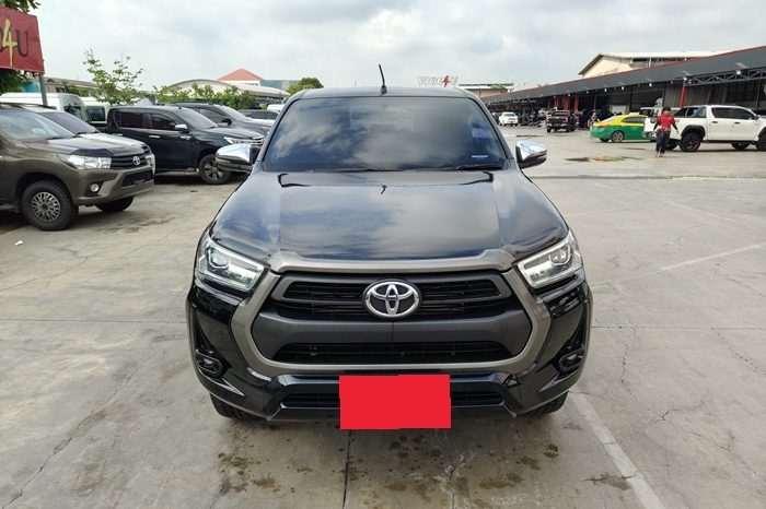 REVO PRE 2021 2.4 MID AT DOUBLE CAB BLACK  5945 full