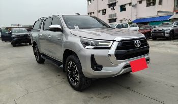 REVO 4WD 2021 2.4 MID MT DOUBLE CAB SILVER  150 full