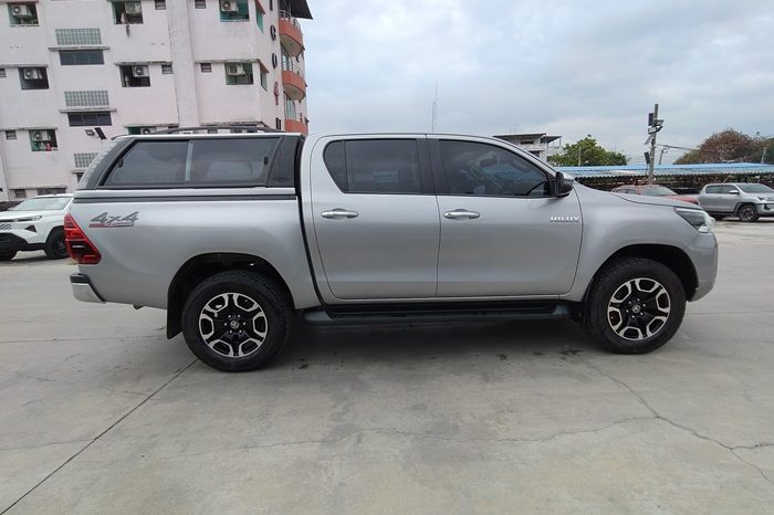 REVO 4WD 2021 2.4 MID MT DOUBLE CAB SILVER  150 full