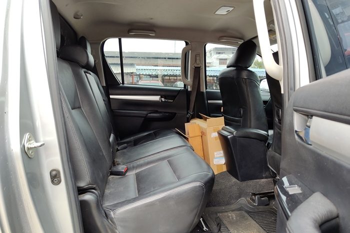 REVO 4WD 2021 2.4 MID MT DOUBLE CAB SILVER  150 full