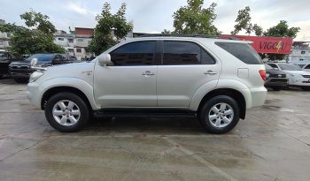 TOYOTA 4WD 2005 2.7V AT FORTUNER SILVER  1369 full