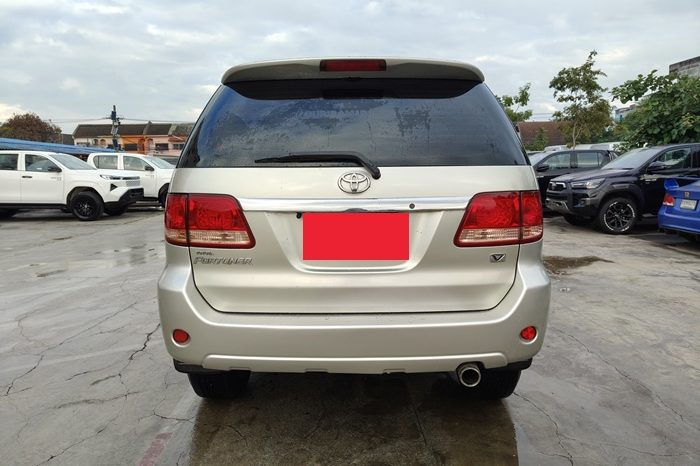 TOYOTA 4WD 2005 2.7V AT FORTUNER SILVER  1369 full