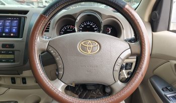 TOYOTA 4WD 2005 2.7V AT FORTUNER SILVER  1369 full