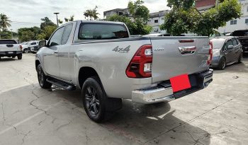 REVO 4WD 2020 2.4MID MT SMART CAB SILVER  8084 full