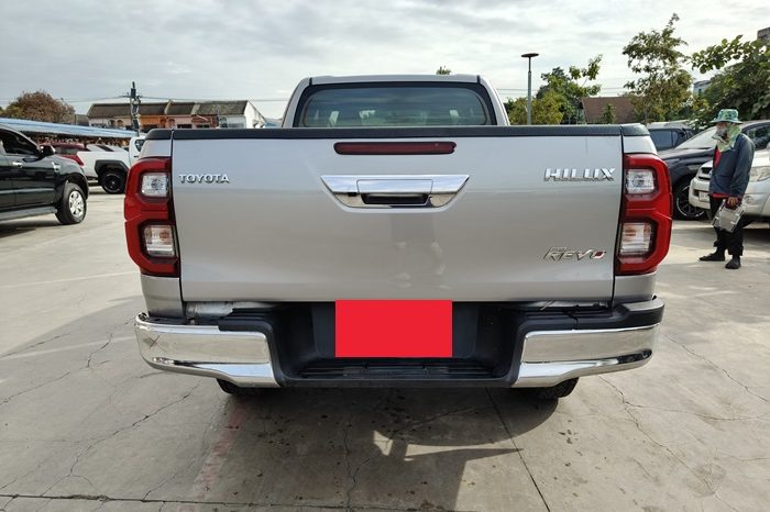 REVO 4WD 2020 2.4MID MT SMART CAB SILVER  8084 full