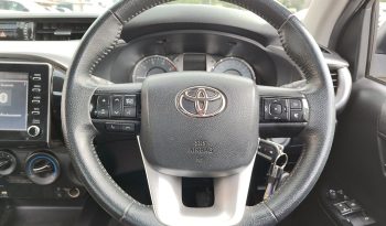 REVO 4WD 2020 2.4MID MT SMART CAB SILVER  8084 full