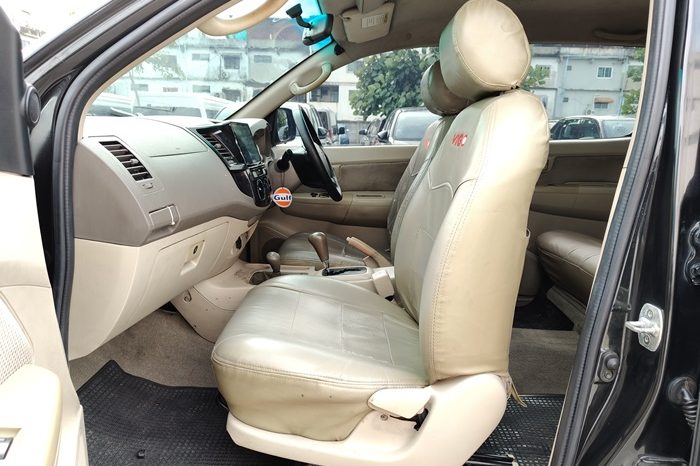 VIGO 4WD 2009 2.7G AT DOUBLE CAB BLACK  2106 full