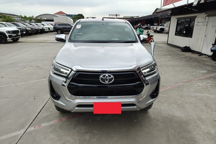 REVO 4WD 2021 2.8 HIGHT MT SMART CAB SILVER  6444 full