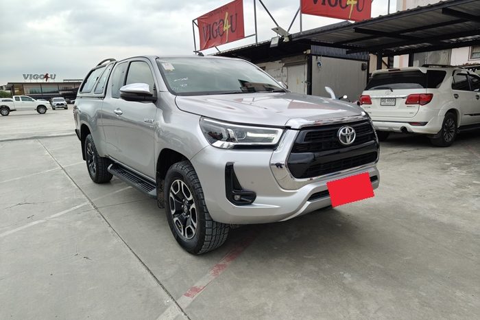 REVO 4WD 2021 2.8 HIGHT MT SMART CAB SILVER  6444 full