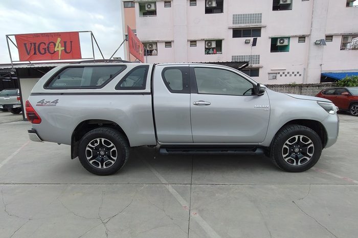 REVO 4WD 2021 2.8 HIGHT MT SMART CAB SILVER  6444 full