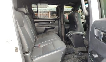 ROCCO PRE 2019 2.8G AT DOUBLE CAB WHITE  5515 full