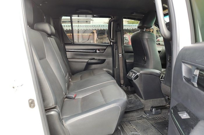 ROCCO PRE 2019 2.8G AT DOUBLE CAB WHITE  5515 full