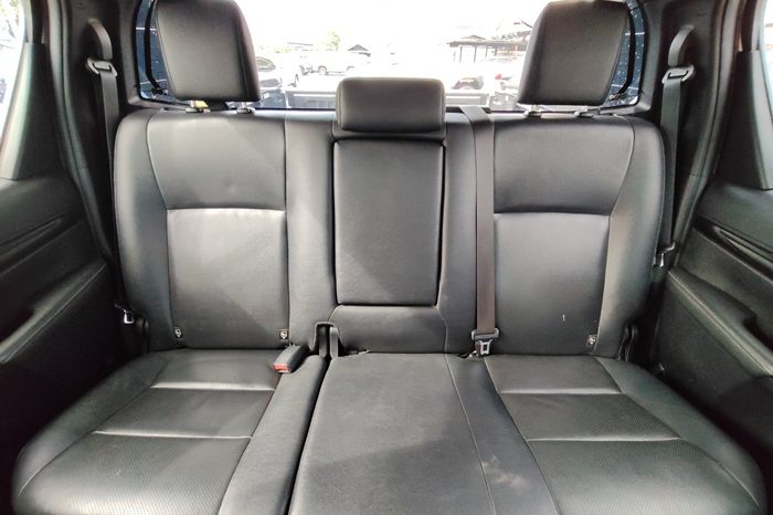 ROCCO PRE 2019 2.8G AT DOUBLE CAB WHITE  5515 full