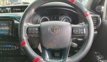 ROCCO PRE 2019 2.8G AT DOUBLE CAB WHITE  5515 full