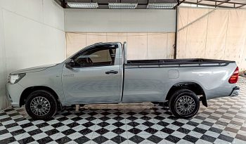 REVO 2WD 2020 2.4J MT STANDARD SILVER  1843 full