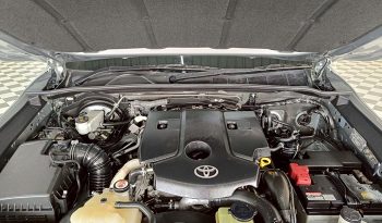 REVO 2WD 2020 2.4J MT STANDARD SILVER  1843 full