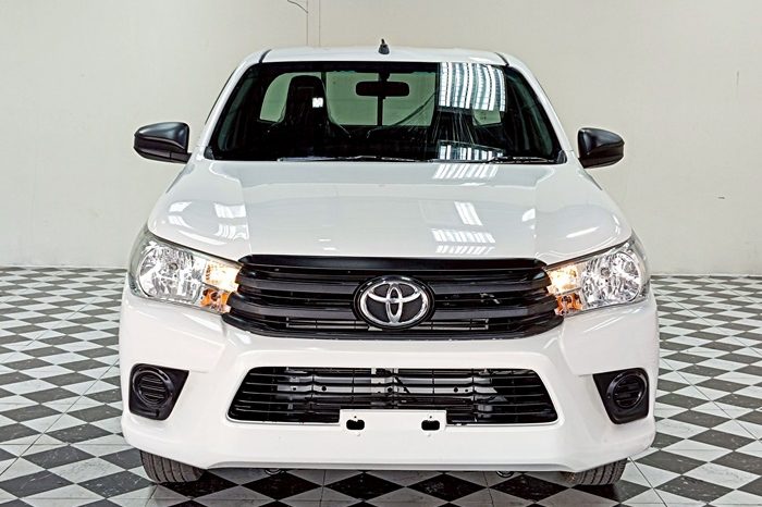 REVO 2WD 2019 2.4J MT STANDARD WHITE  2962 full