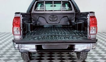 REVO 2WD 2018 2.4J MT STANDARD SILVER  32 full