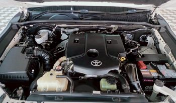 GR 4WD 2022 2.8G AT DOUBLE CAB WHITE  3680 full