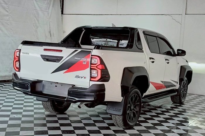 GR 4WD 2022 2.8G AT DOUBLE CAB WHITE  3680 full