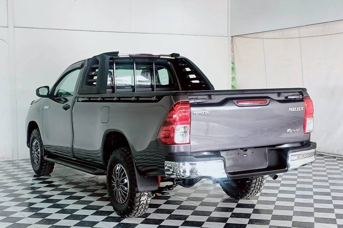 REVO 2WD 2020 2.4J MT STANDARD DARK GREY  3788 full