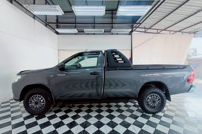 REVO 2WD 2020 2.4J MT STANDARD DARK GREY  3788 full