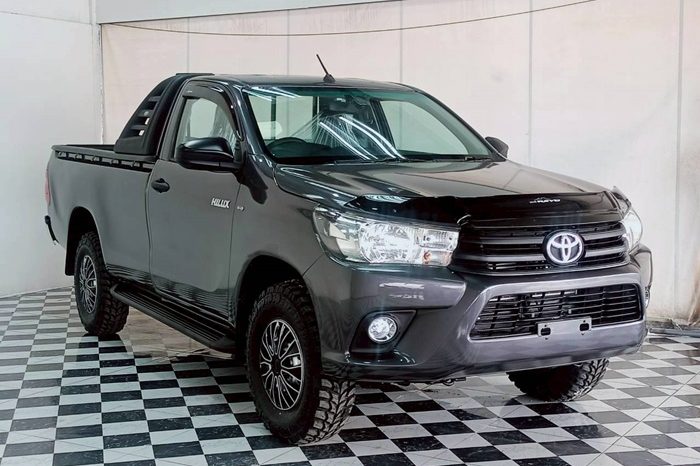 REVO 2WD 2020 2.4J MT STANDARD DARK GREY  3788 full