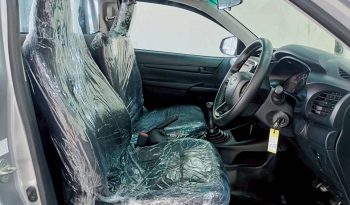 REVO 2WD 2019 2.4J MT STANDARD SILVER  4119 full