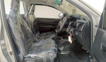 REVO 2WD 2020 2.4J MT STANDARD SILVER  1843 full