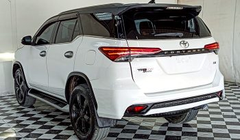 TOYOTA 4WD 2019 2.8G AT FORTUNER WHITE  552 full